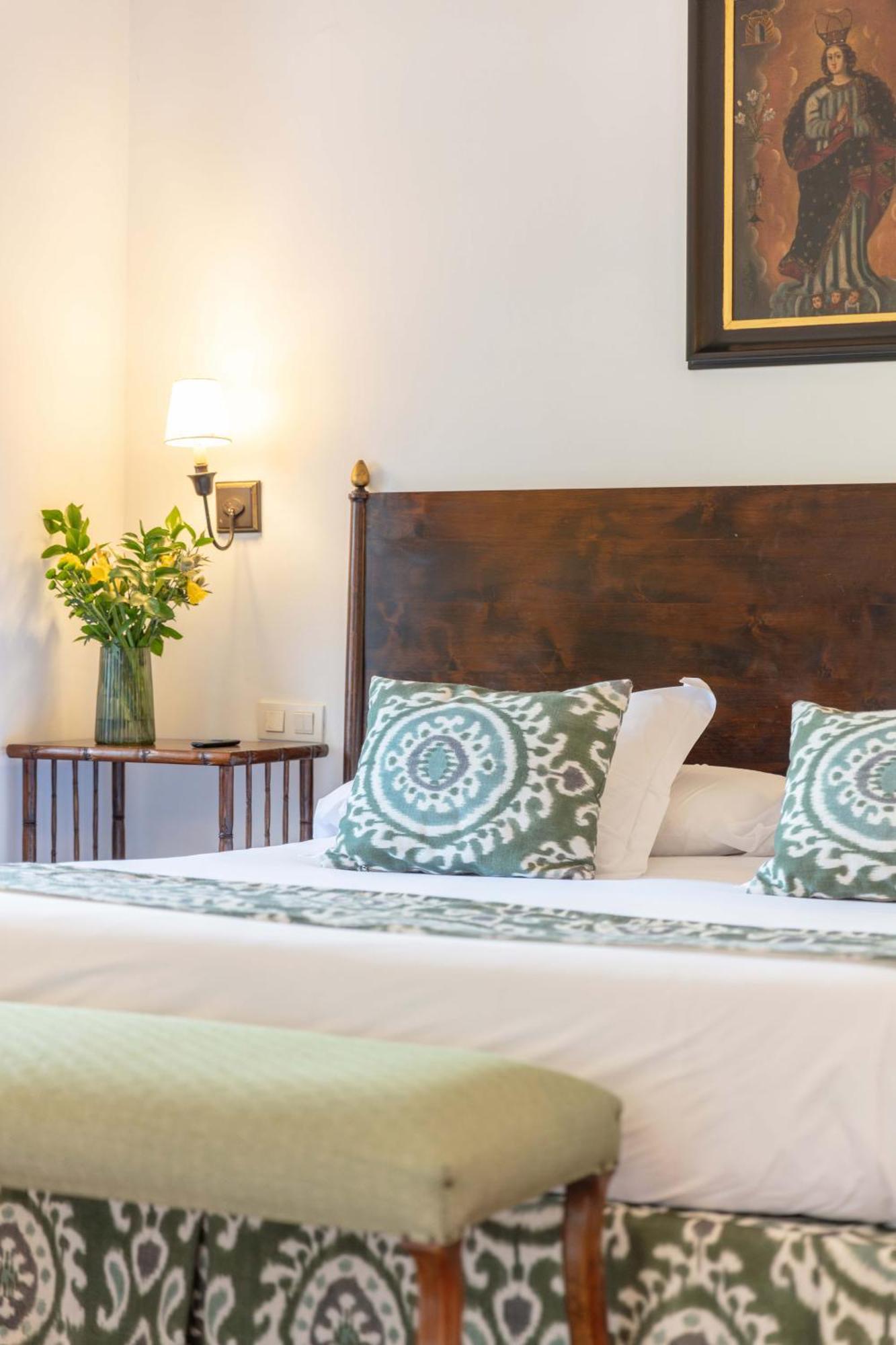 Hotel Puerta De La Luna Baeza Esterno foto